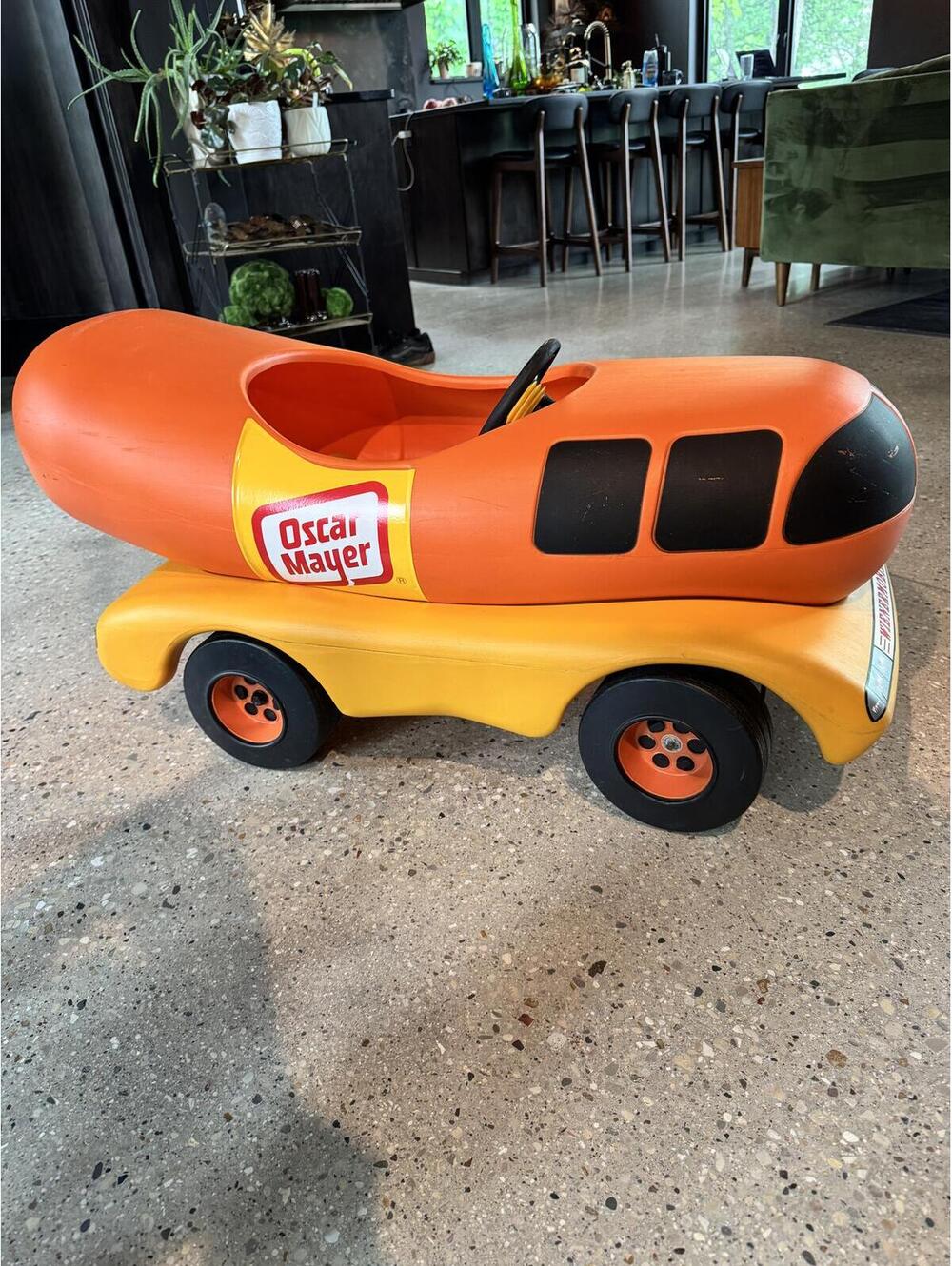 Pristine 1995 Bird Corp. Wienermobile Pedal Car with matching Radio Flyer Wagon - Picture 4 of 9